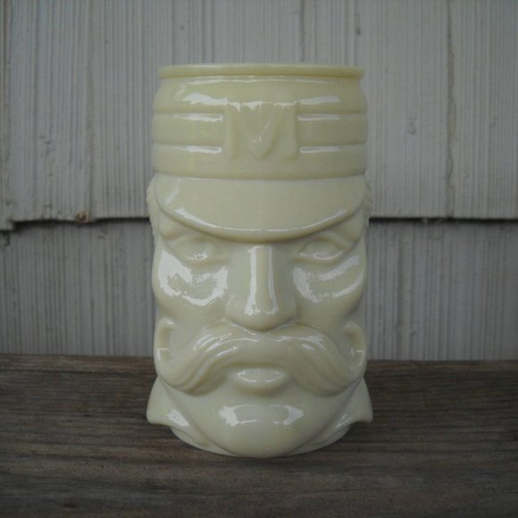 Avon Beer Stein Casey at Bat Milkglass/Custard Gla - Picture 3 of 5